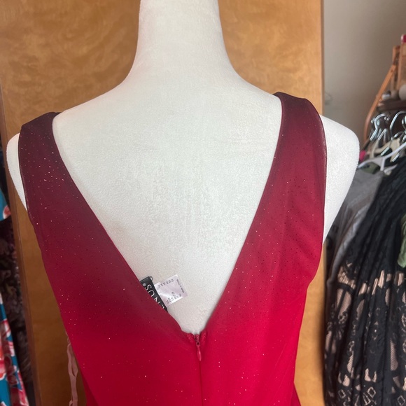 VENUS Red Ombre High-Low Evening Dress - Picture 4 of 5